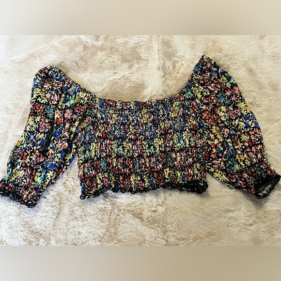 Urban Outfitters cropped top size L - Picture 3 of 6